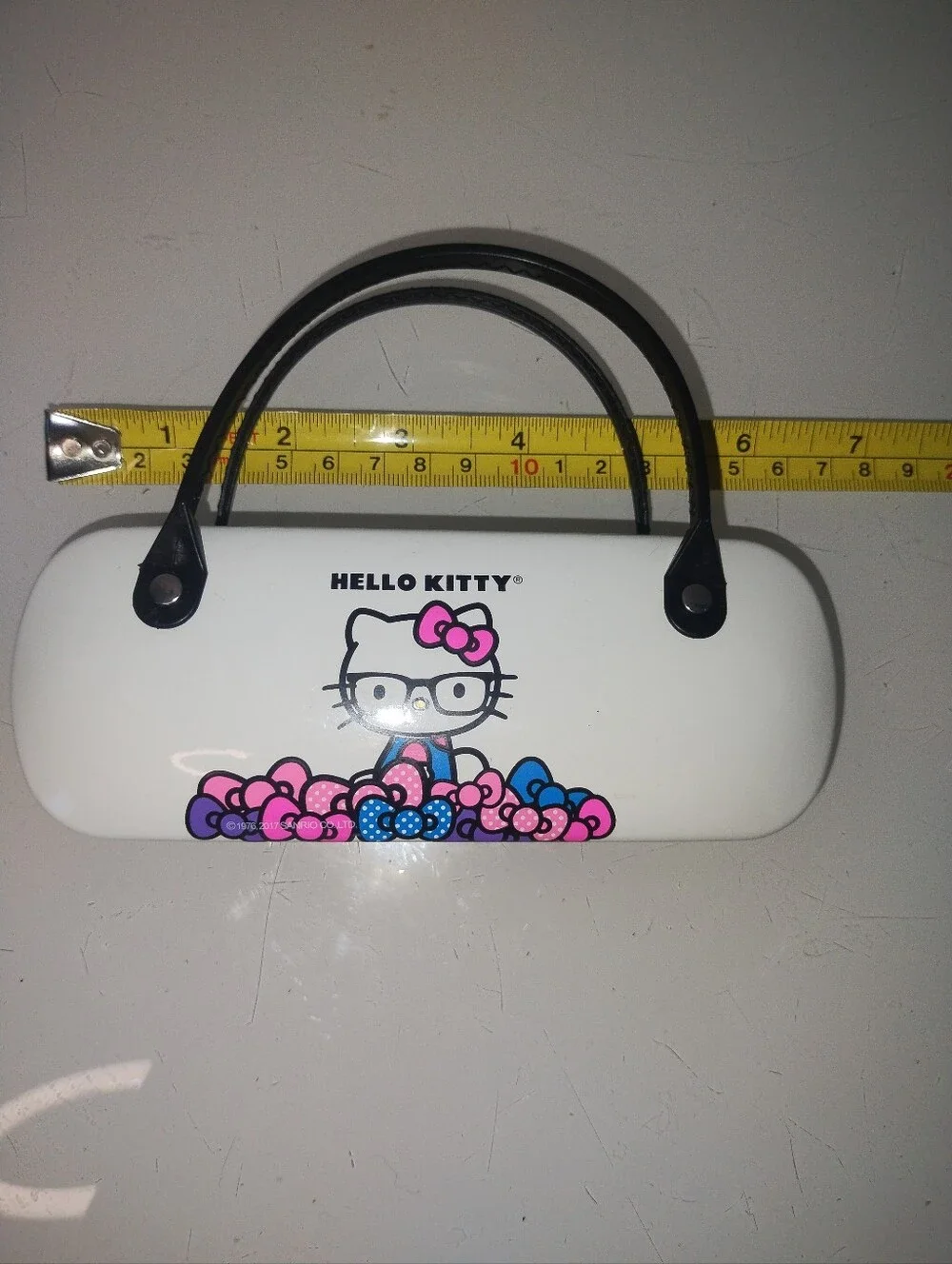 Officially licensed Sanrio Hello Kitty hard-shell hardshell eyeglass case